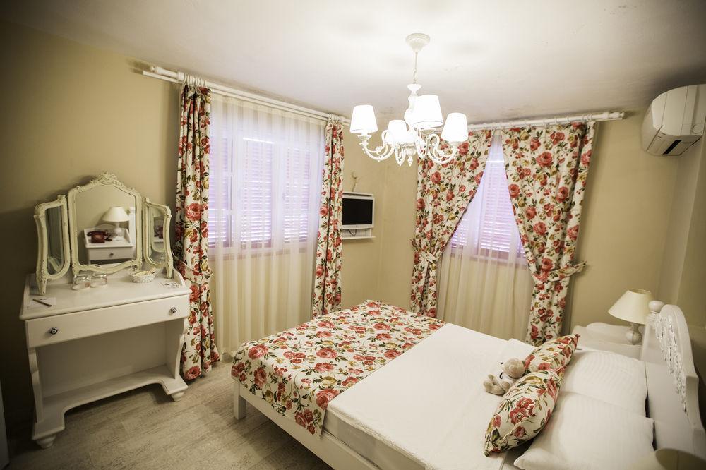 The White Hotel 알라카티 외부 사진